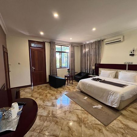 Nejobugg Palace Hotel Nkoanrua المظهر الخارجي الصورة