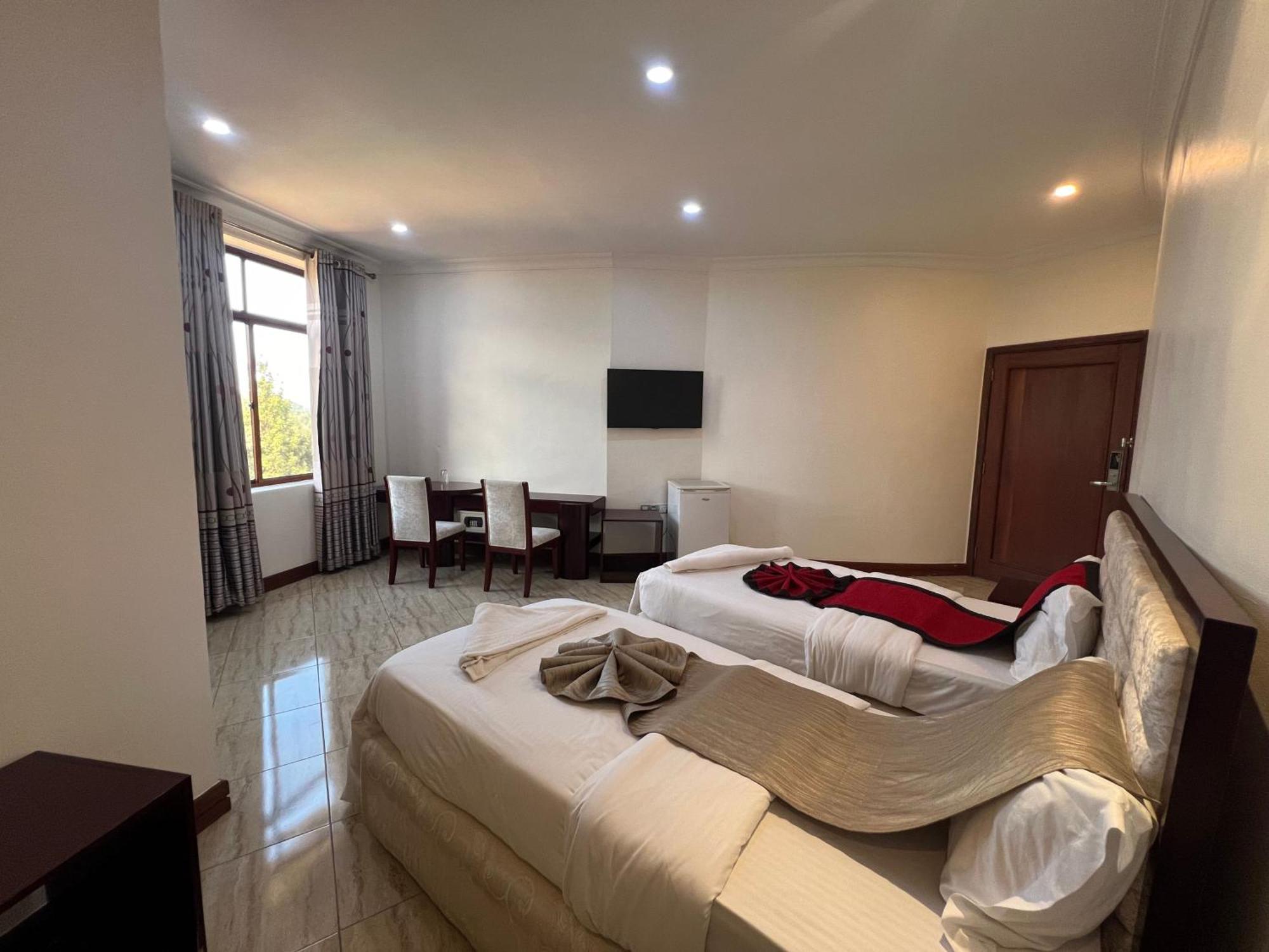Nejobugg Palace Hotel Nkoanrua المظهر الخارجي الصورة