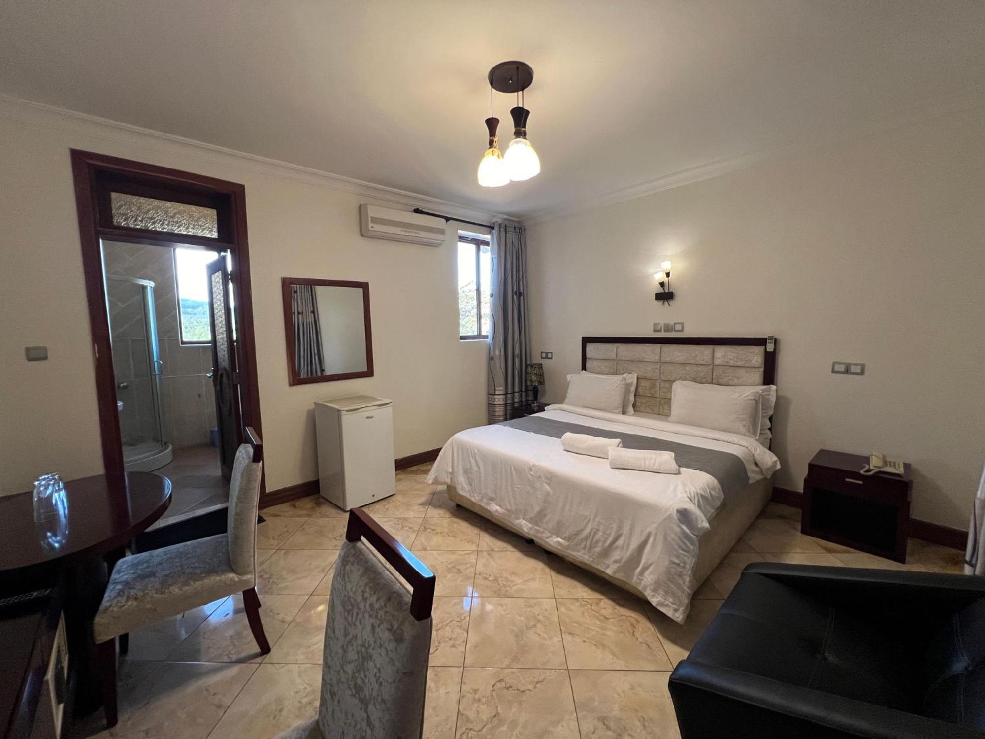 Nejobugg Palace Hotel Nkoanrua المظهر الخارجي الصورة