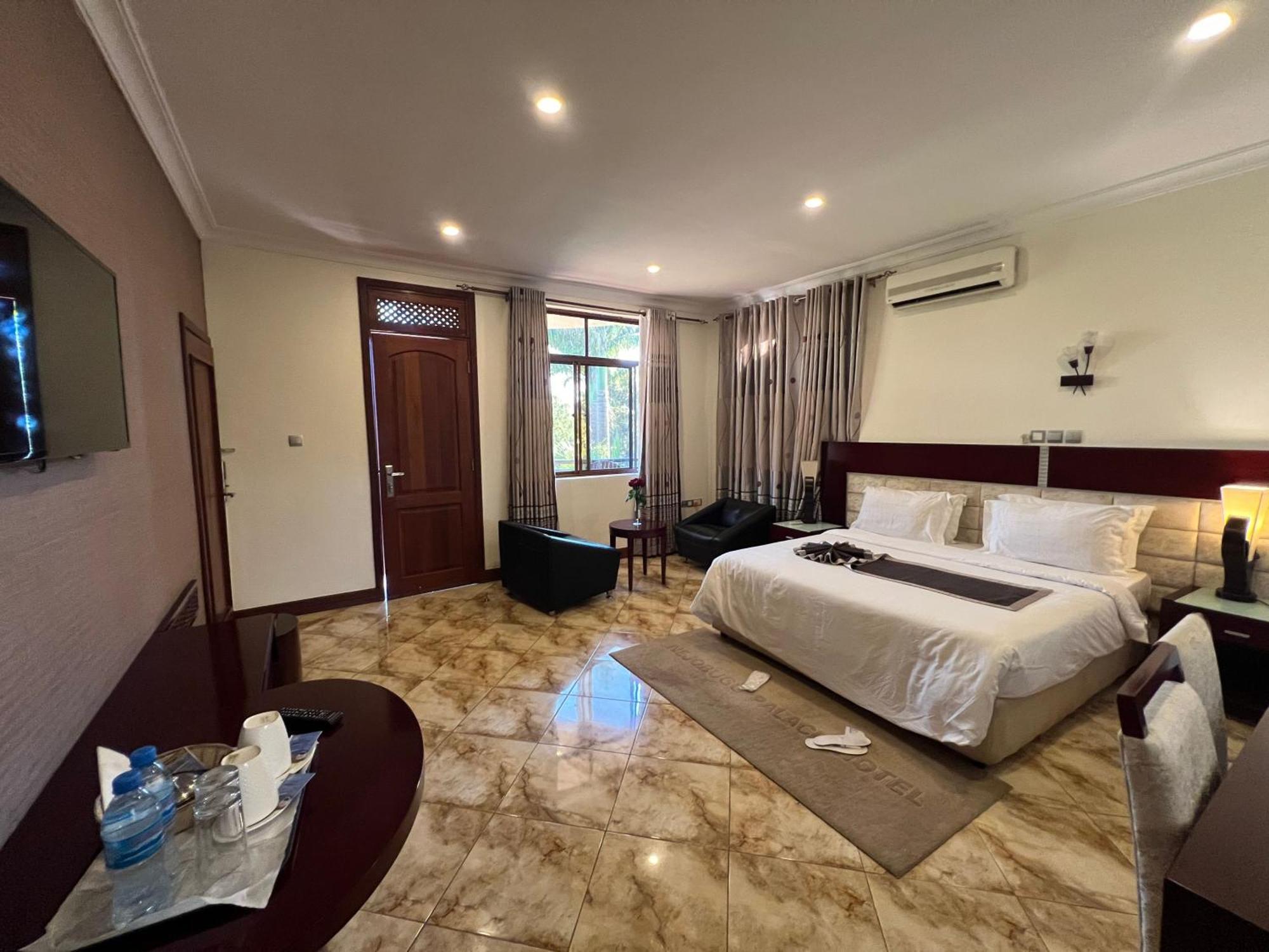 Nejobugg Palace Hotel Nkoanrua المظهر الخارجي الصورة