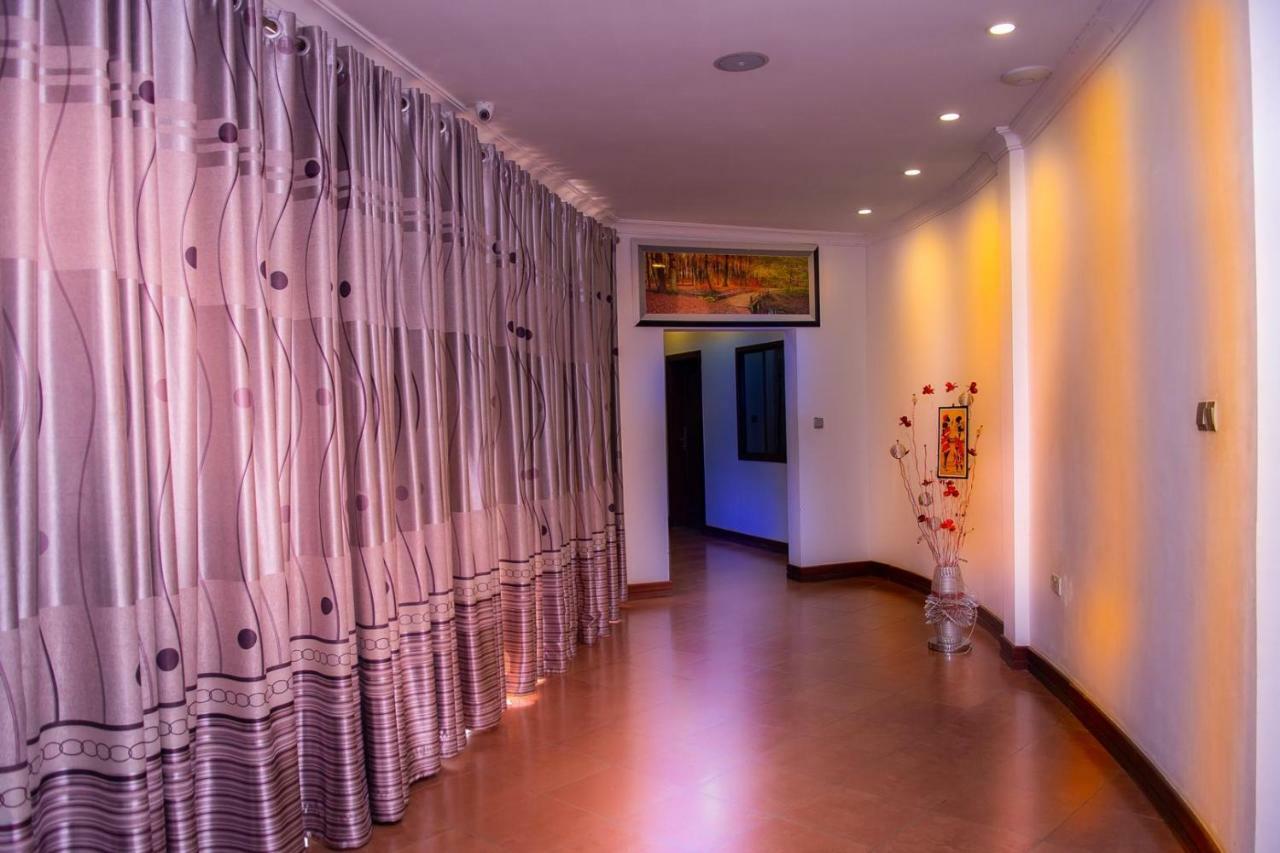 Nejobugg Palace Hotel Nkoanrua المظهر الخارجي الصورة